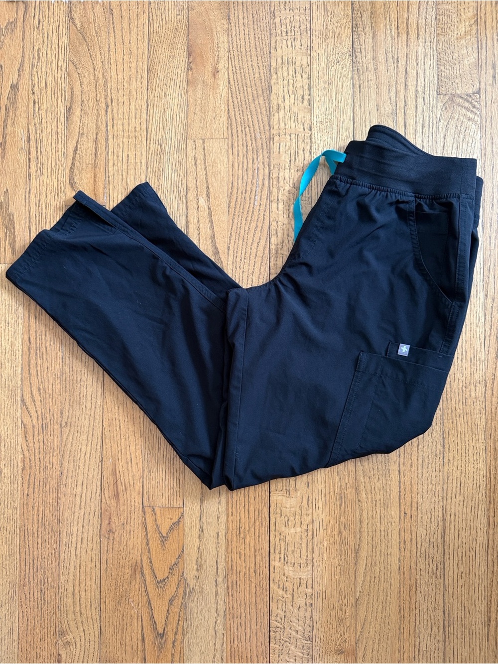 FIGS Yola Technical Collection Black Straight Skinny Scrub Pants Size Small